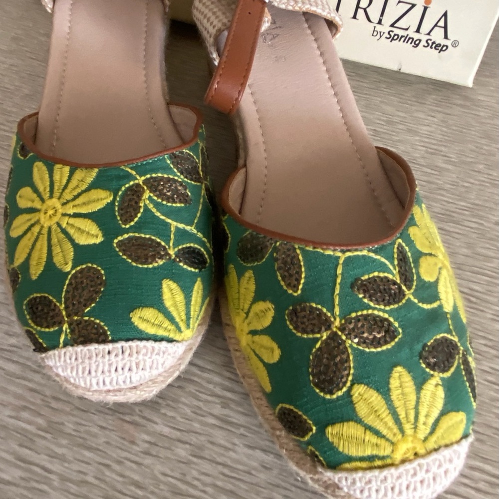 Anthro Patrizia NIB Raki Wedge Size 9